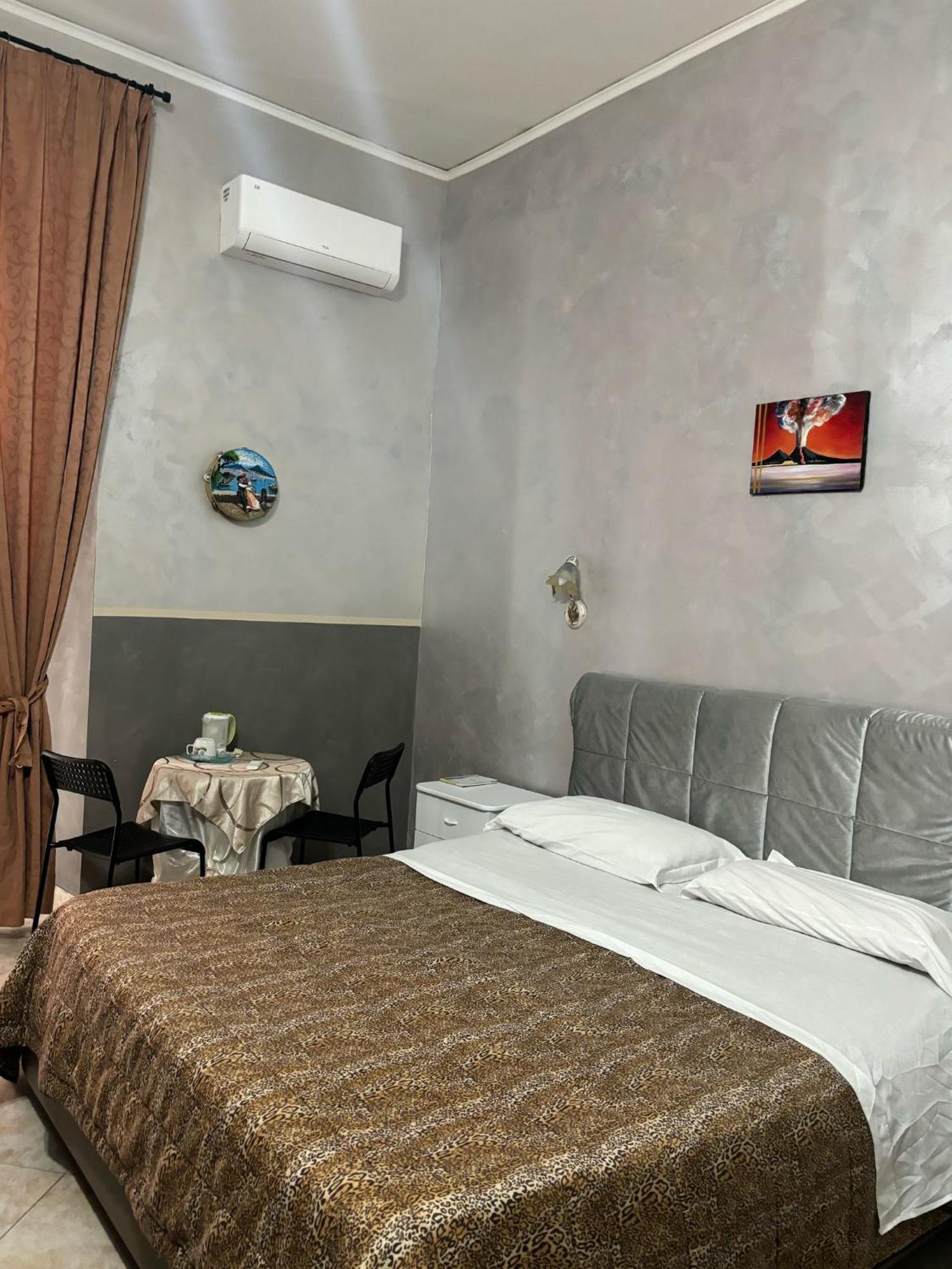 San Gaetano Bed Hotell Neapel Exteriör bild